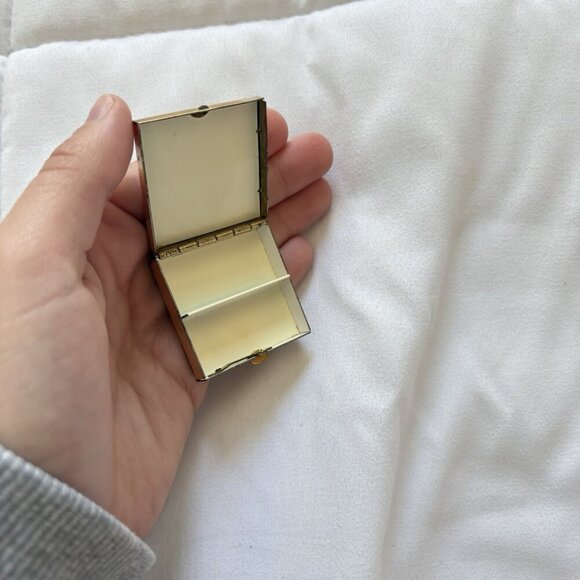 Vintage Satin Girl Portrait Pill Trinket Tooth Box Cameo Metal Gold Blue - Picture 9 of 9